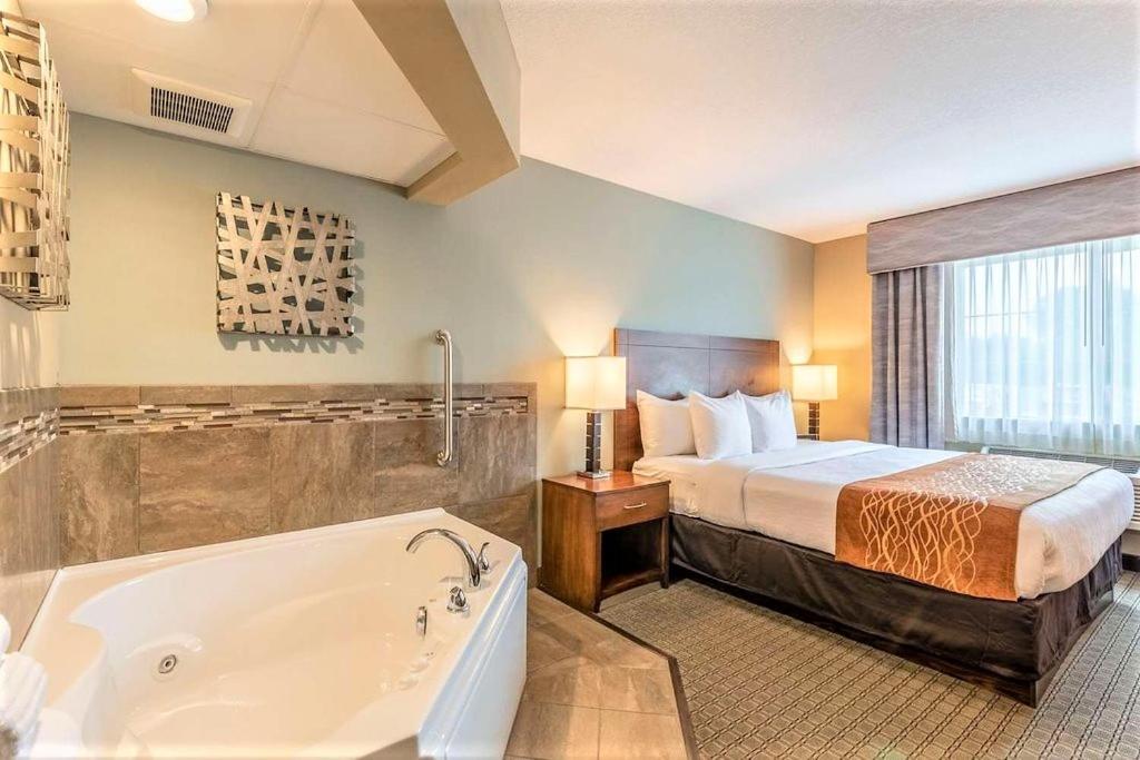 Amerivu Inn And Suites - Chisago City Εξωτερικό φωτογραφία