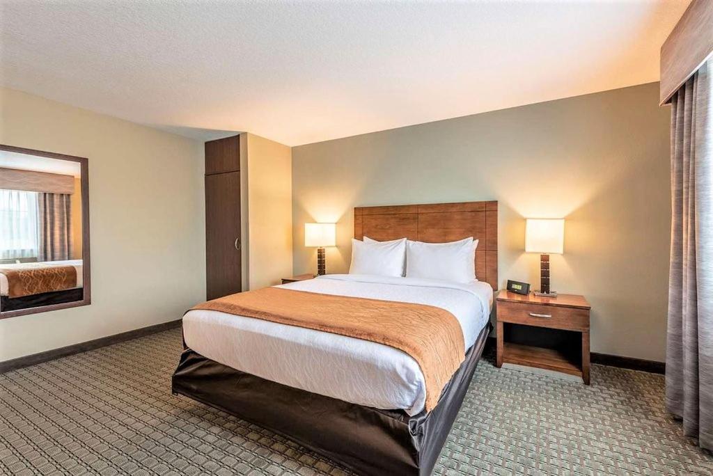 Amerivu Inn And Suites - Chisago City Εξωτερικό φωτογραφία