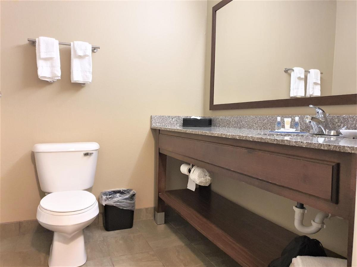 Amerivu Inn And Suites - Chisago City Εξωτερικό φωτογραφία