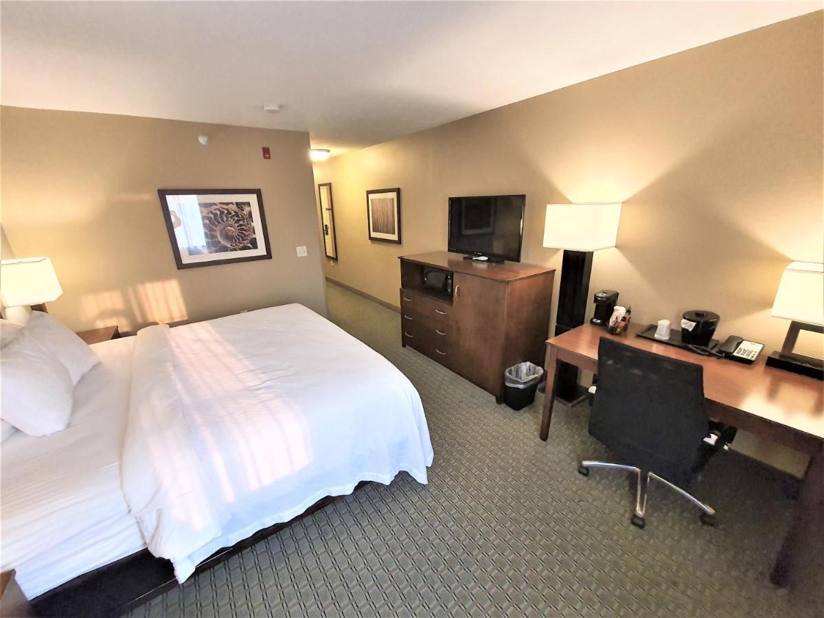 Amerivu Inn And Suites - Chisago City Εξωτερικό φωτογραφία