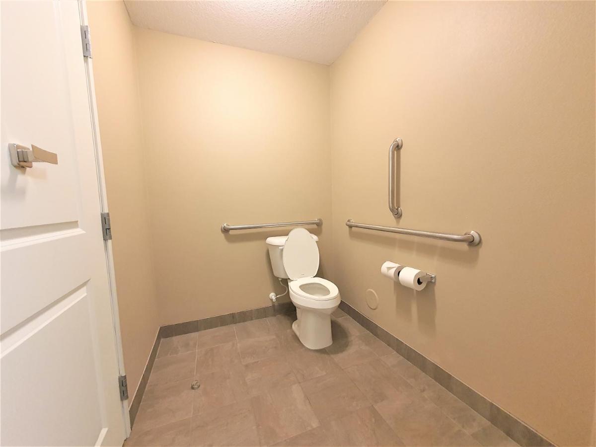 Amerivu Inn And Suites - Chisago City Εξωτερικό φωτογραφία
