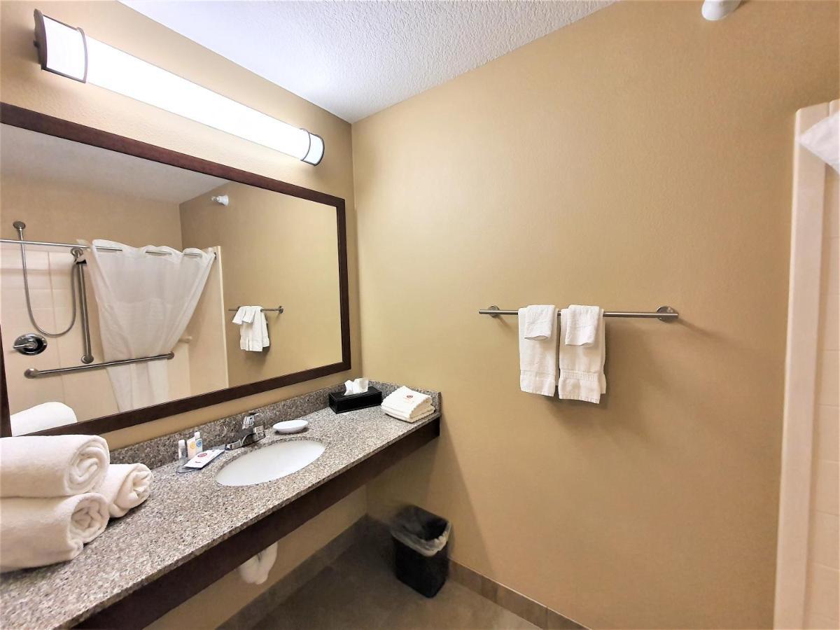 Amerivu Inn And Suites - Chisago City Εξωτερικό φωτογραφία