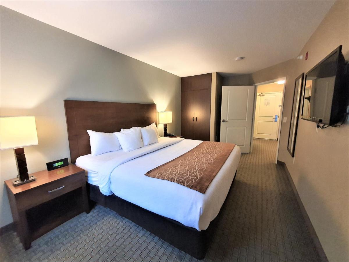 Amerivu Inn And Suites - Chisago City Εξωτερικό φωτογραφία